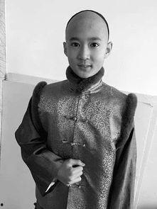 韩佩臻资料,才华横溢的青年才俊，引领时代潮流的先锋