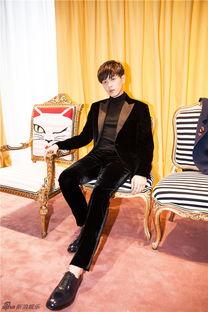 张若昀参加娱乐,演绎多面人生